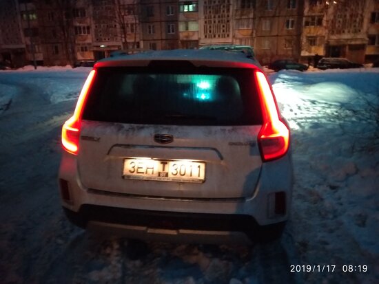 Geely Emgrand X7 NL-4. Не горит часть заднего правого светодиодного огня