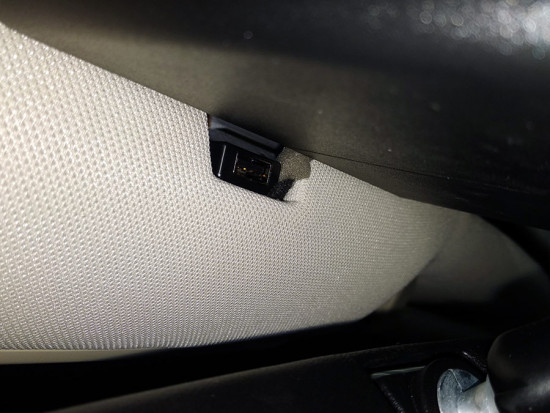geely-atlas-nl-3-led-USB-port-mirror-rear-view.jpg (134.05 КБ) 11227 просмотров USB-порт у зеркала заднего вида Geely Atlas 2018 комплектация LED / фото сделано в шоу-рум дилерского центра Geely (Минск, март 2019)